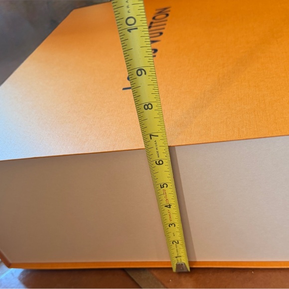 Louis Vuitton Orange Storage Box and Bag - Picture 10 of 10